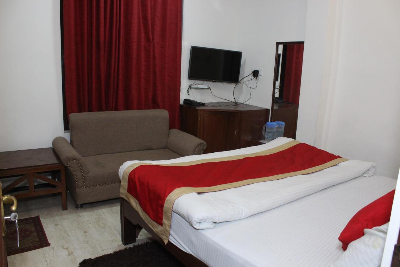 Hotel Dolls Inn Nainital Esterno foto